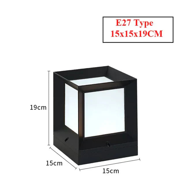 Illuvia | Elegant Modern Outdoor Light Fixture for Gates and Driveways 6