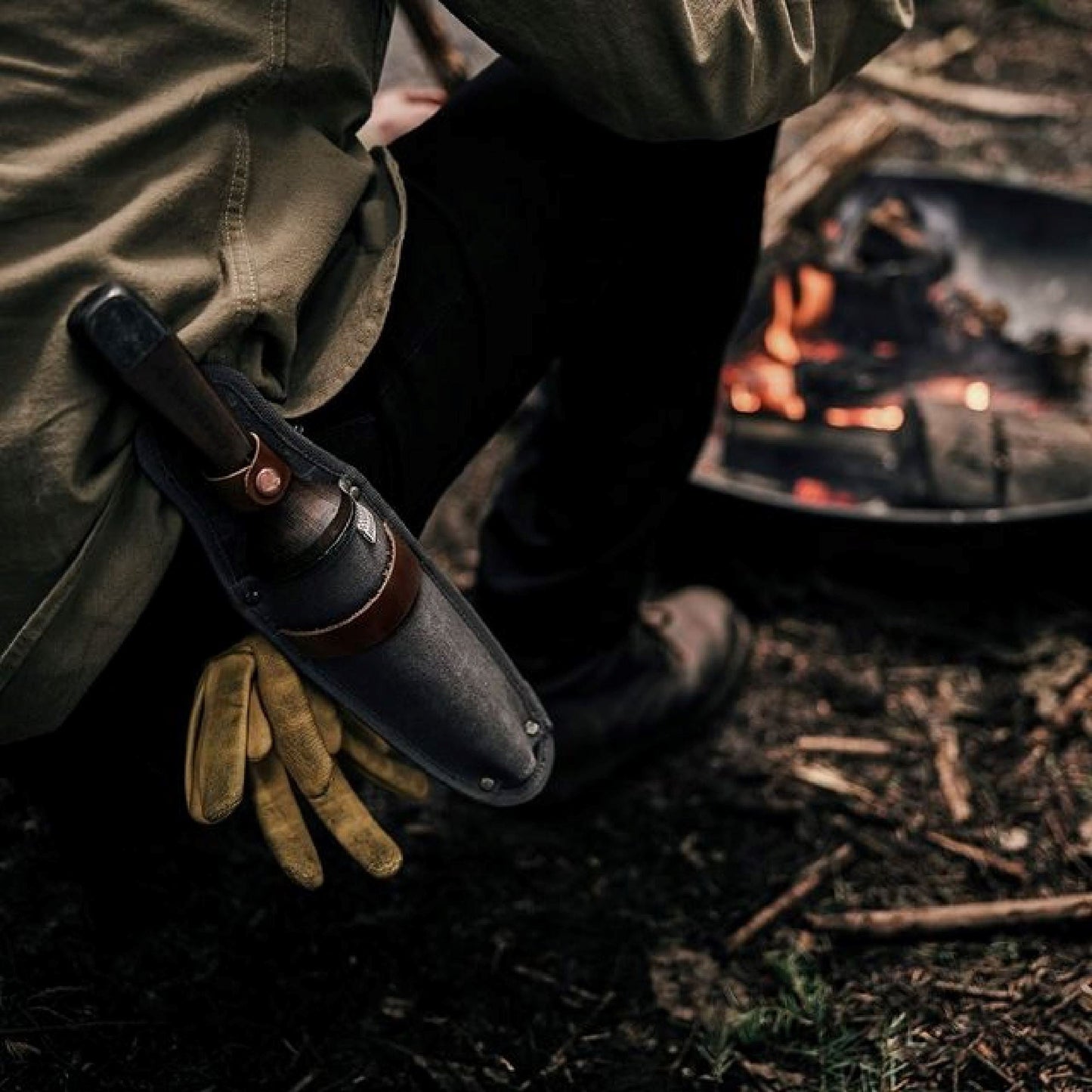 Rugged Outdoor Camping Knife With Comfort Grip Strong Blade