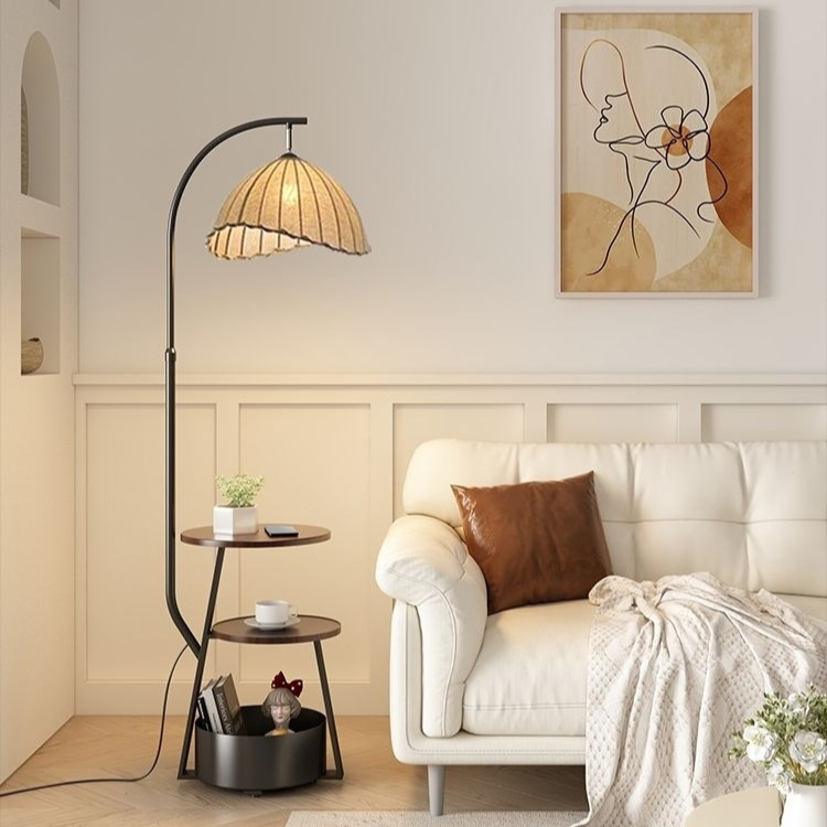Asian Style 3 Tier End Table Lamp