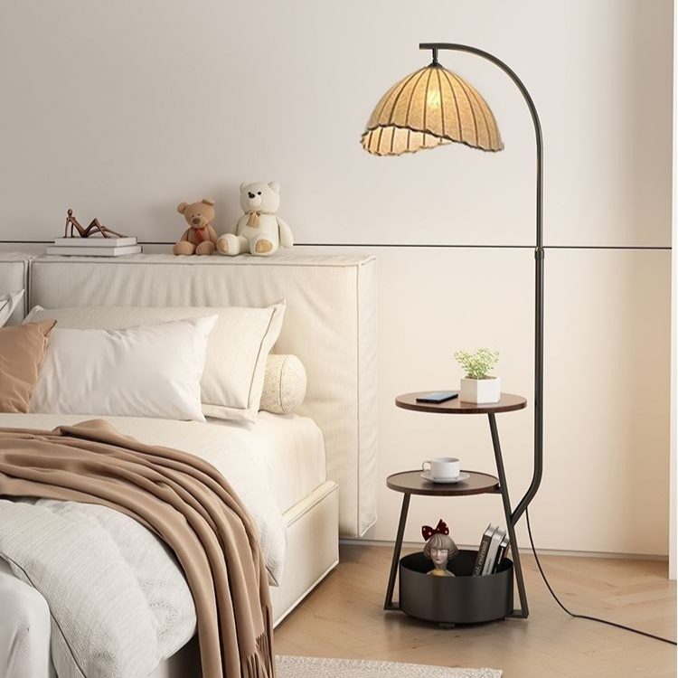 Asian Style 3 Tier End Table Lamp