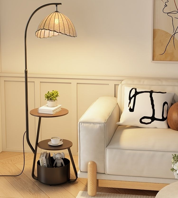 Asian Style 3 Tier End Table Lamp