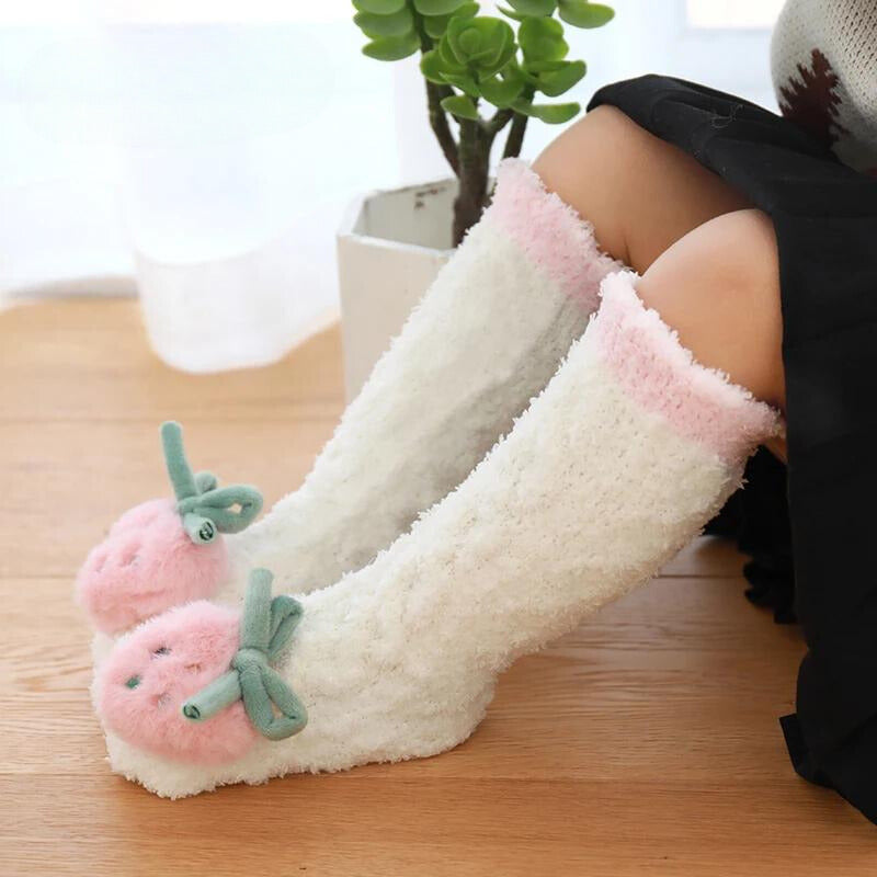 Title: Kids' Leg Warmers - Comfy & Breathable Cotton for Extra Warmth

Description: Keep your little ones cozy in these kids' leg warmers made from high-quality cotton. Designed for comfort and breathability, they are perfect for adding that extra warmth on chilly days. Ideal for playtime or just lounging around, these leg warmers are a must-have in your child's wardrobe!

Handle: kids-leg-warmers-comfy-cotton

Variants: 
- Color: Blue
- Color: Pink
- Size: Small
- Size: Medium
- Size: Large
