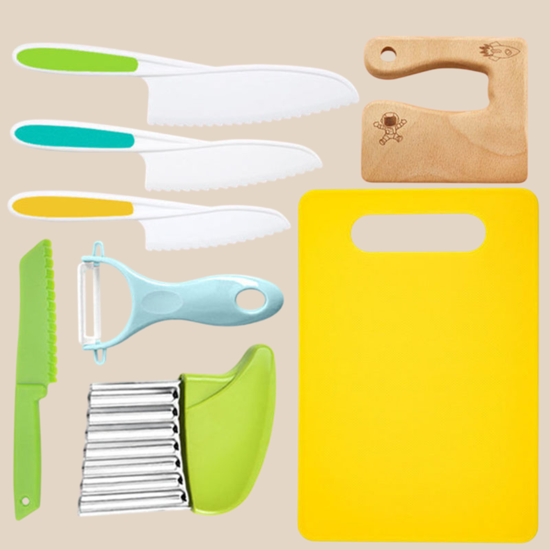 Children's Kitchen Play Set 8pc Wooden Cutter and Board - Lusomart