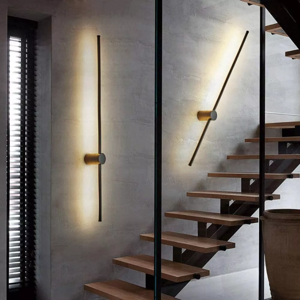 Klarvia | Luminous Line Outdoor Lamp for Modern Exteriors 4