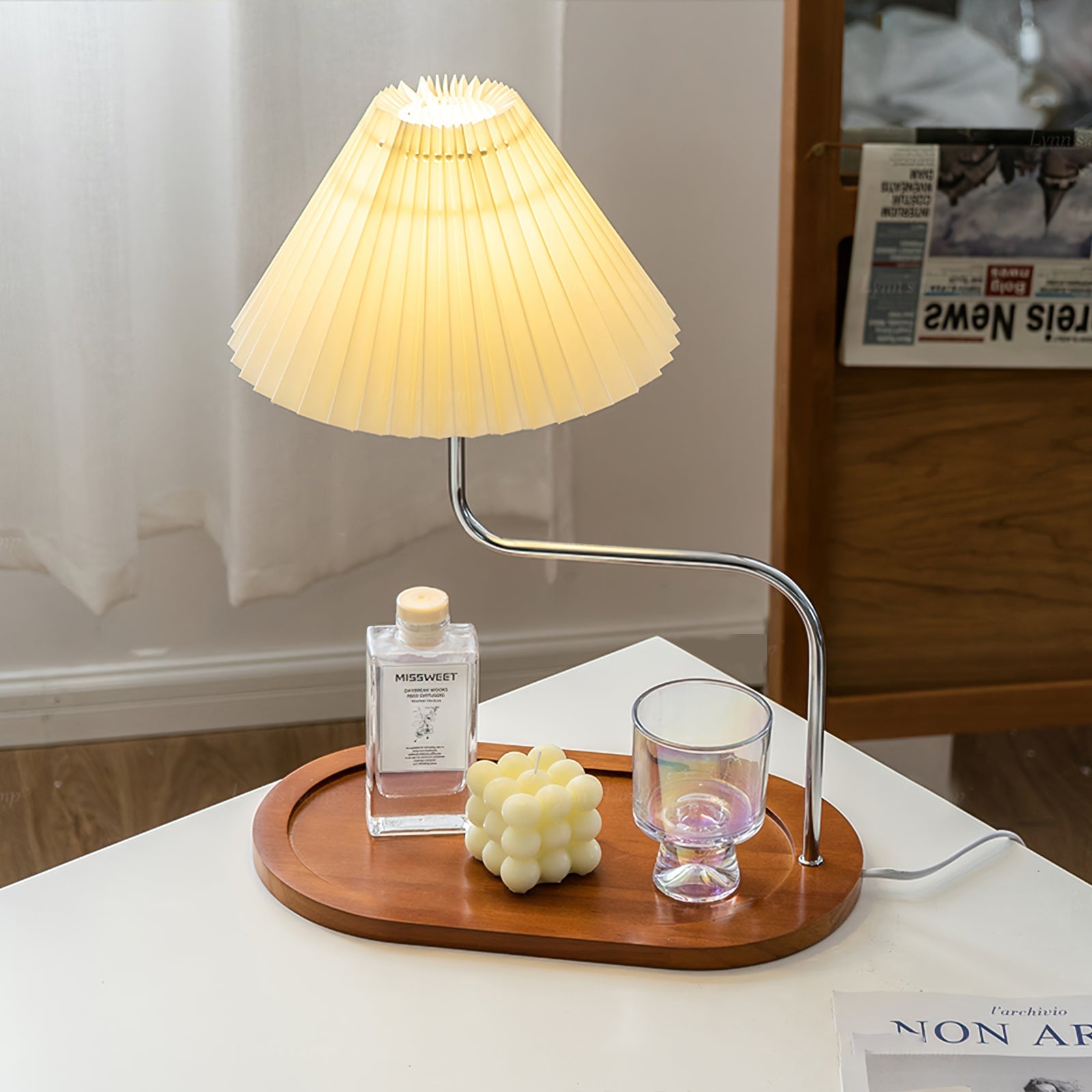KlintAura - Modern Lamp with Cozy and Sophisticated Glow 1