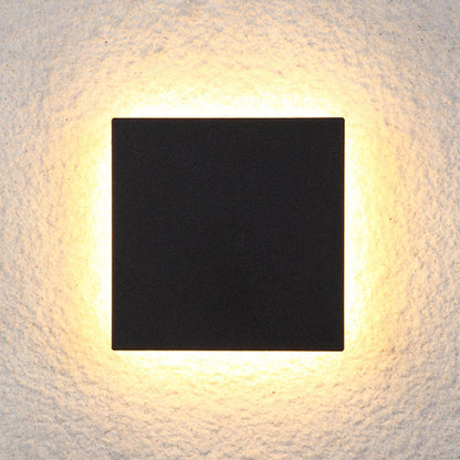 Simple Outdoor LED Wall Light, Black or White