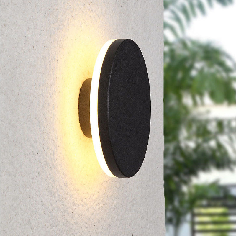Simple Outdoor LED Wall Light, Black or White