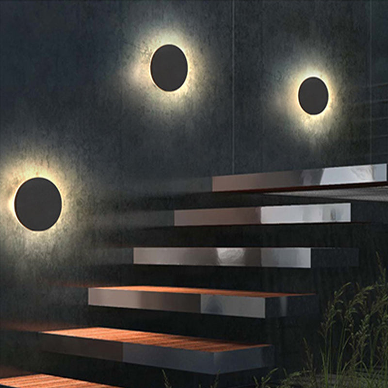 Simple Outdoor LED Wall Light, Black or White