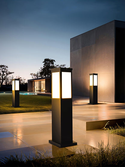Contemporary Garden Bollard Lamp – Robust Water-Resistant