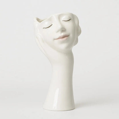 Liri Sculptural Face Flower Holder Inovessa