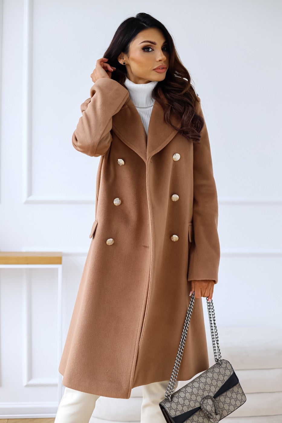 Loretta | Women's Winter Wool Coat – Chic Double-Breasted Trench Design 2