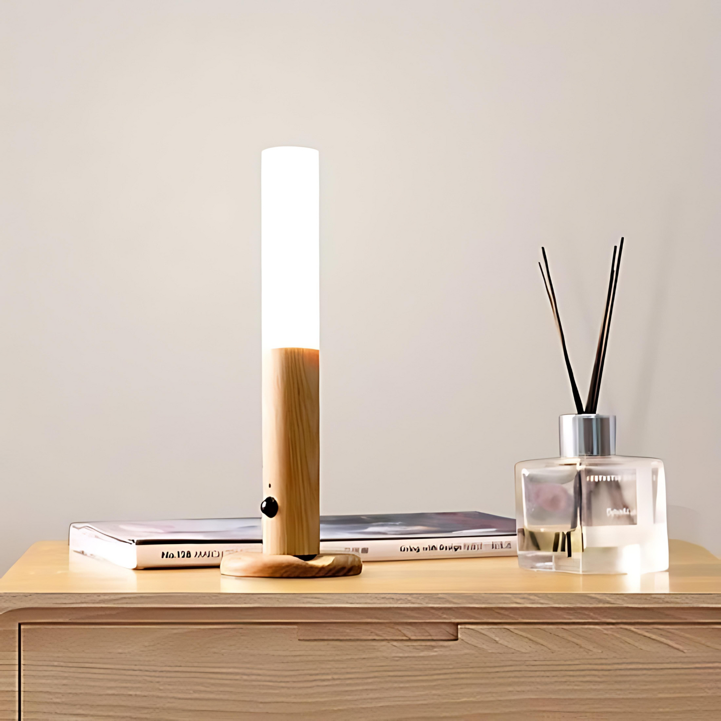 Golden Glow - Energy-Efficient LED Wall Light for Indoor and Outdoor Use 4