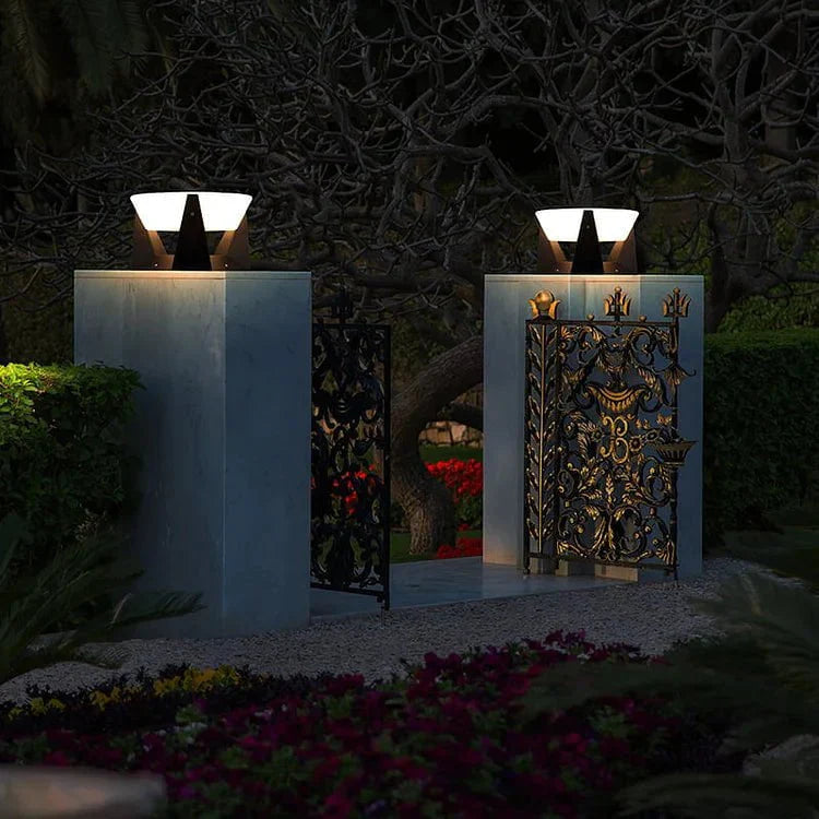 Bright Weatherproof Outdoor Solar Lamp