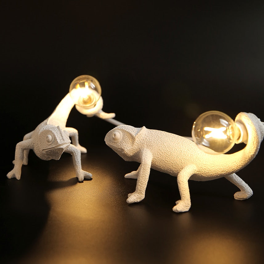 Colorful Reptile LED Desk Lamp - Lusomart