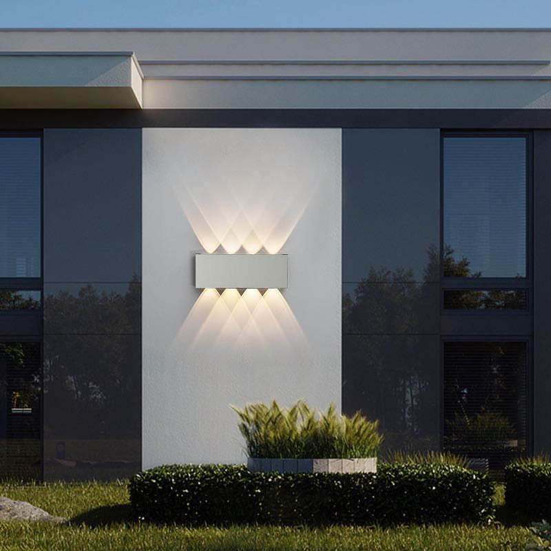 Outdoor Adjustable LED Wall Lamp