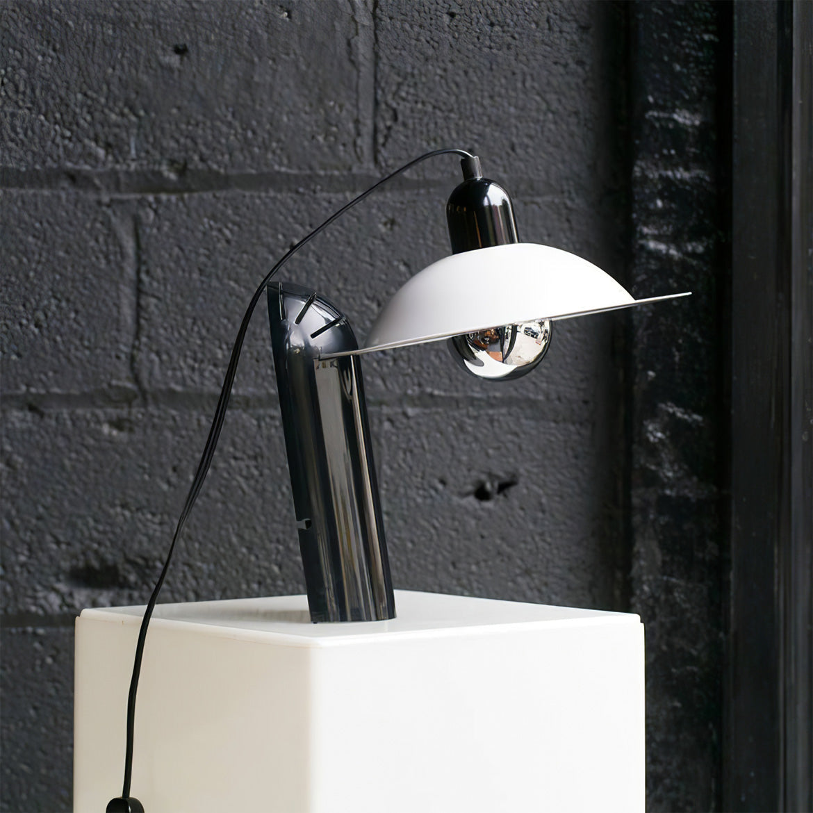 LumeShift – Modern Table Lamp with Adjustable Shade 10