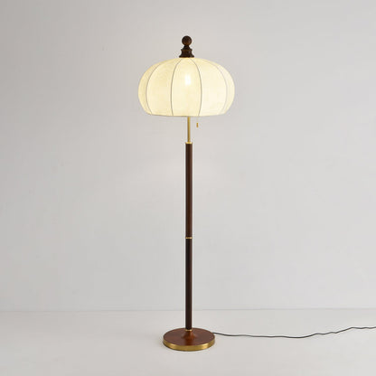 Luminara | Elegant Nostalgic Vintage Floor Lamp with Wood Accents 3