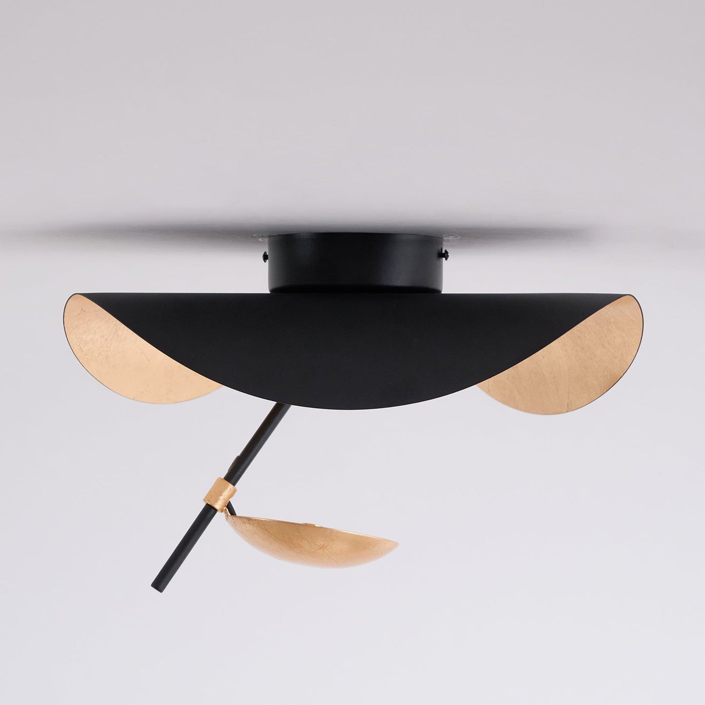 Luminara | Sleek Modern LED Flush Mount Ceiling Light Fixture for Stylish Interiors 7