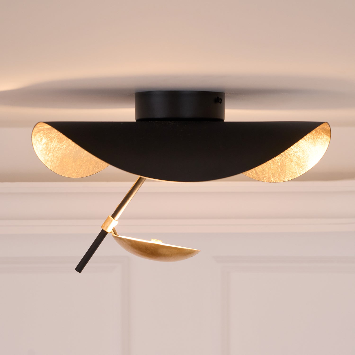 Luminara | Sleek Modern LED Flush Mount Ceiling Light Fixture for Stylish Interiors 8