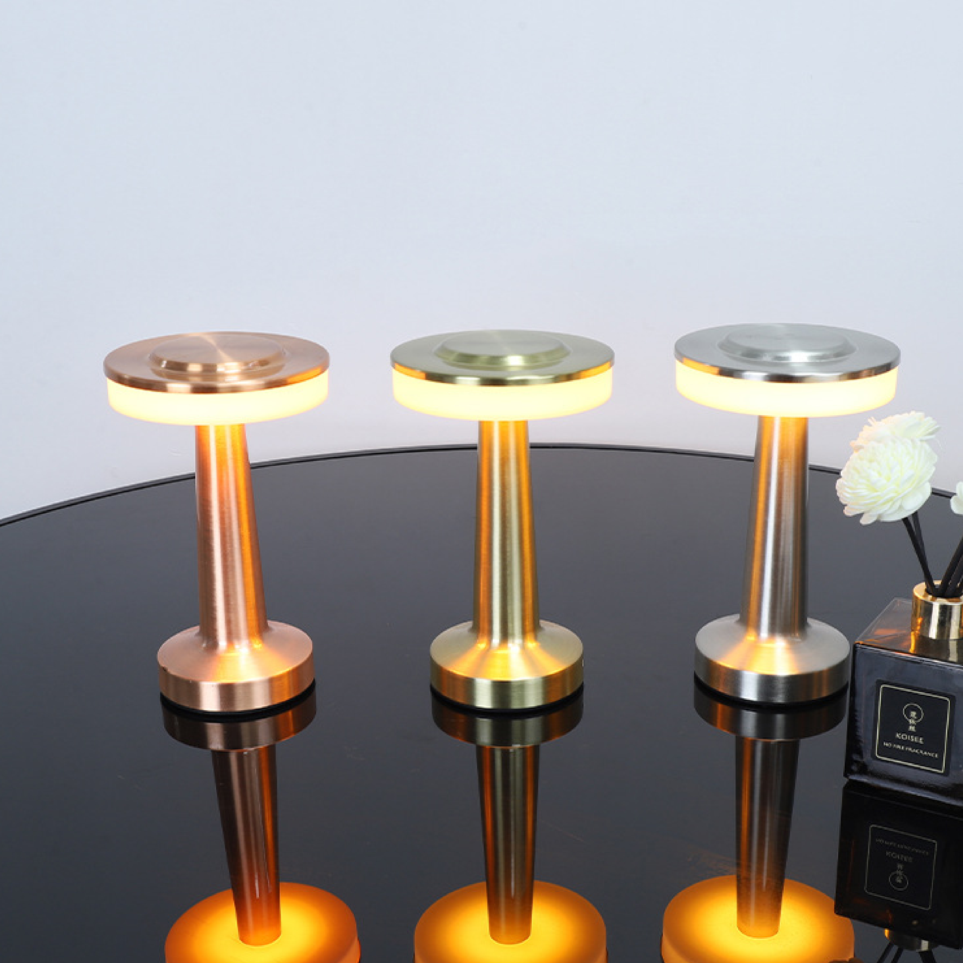 Luminara | Sleek Modern Metal USB Charging Table Lamp for Bedside or Desk 2