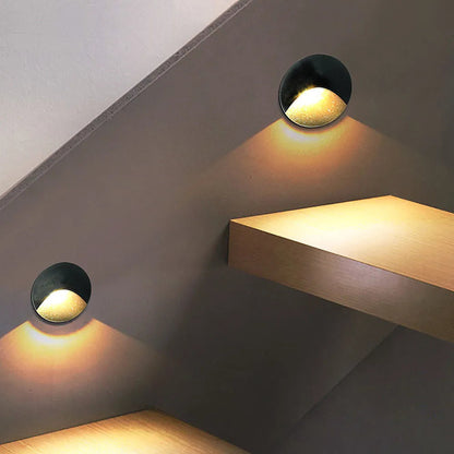 Outdoor LED Step Wall Light for Gardens and Walkways - Lusomart