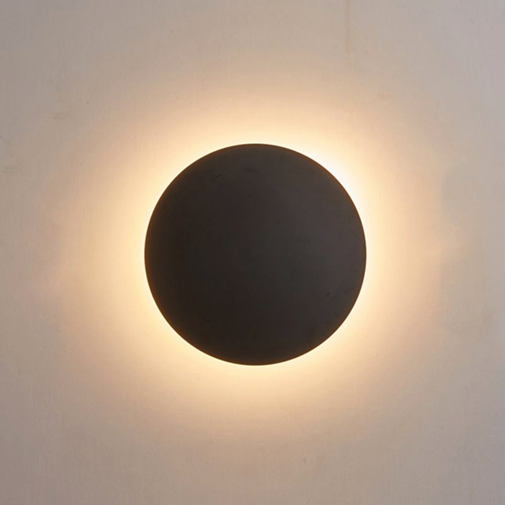 LunaLite – Modern Round Metal Wall Sconce for Bedrooms & Living Spaces 4