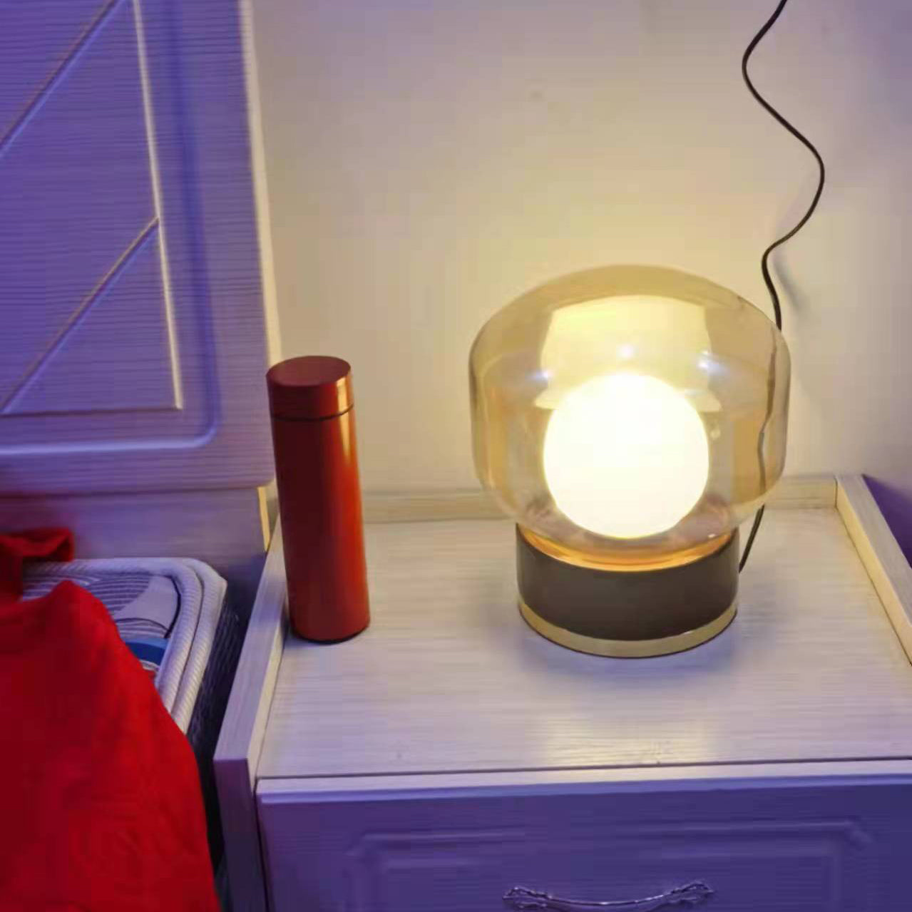 LuxeBoule - Table Lamp with Geometric Shape and Cozy Light Diffusion 3