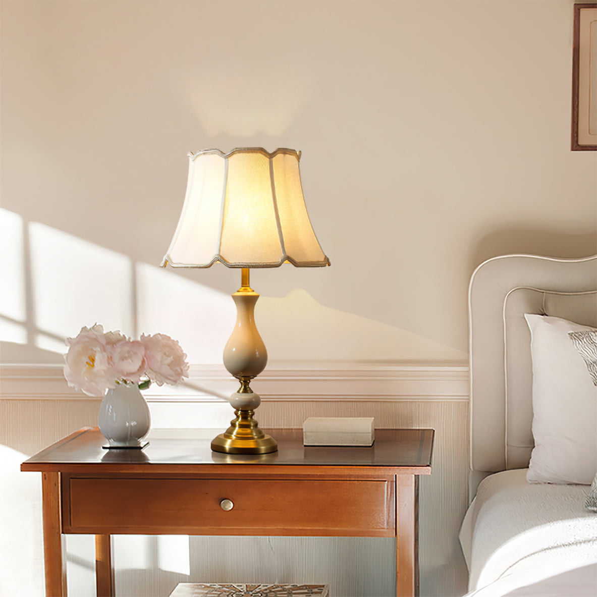 LuxeCraft – Elegant Ceramic and Brass Table Lamp 1