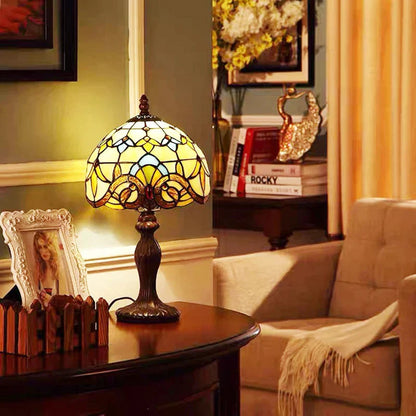 LuxeShade – Tiffany Office Lamp 4