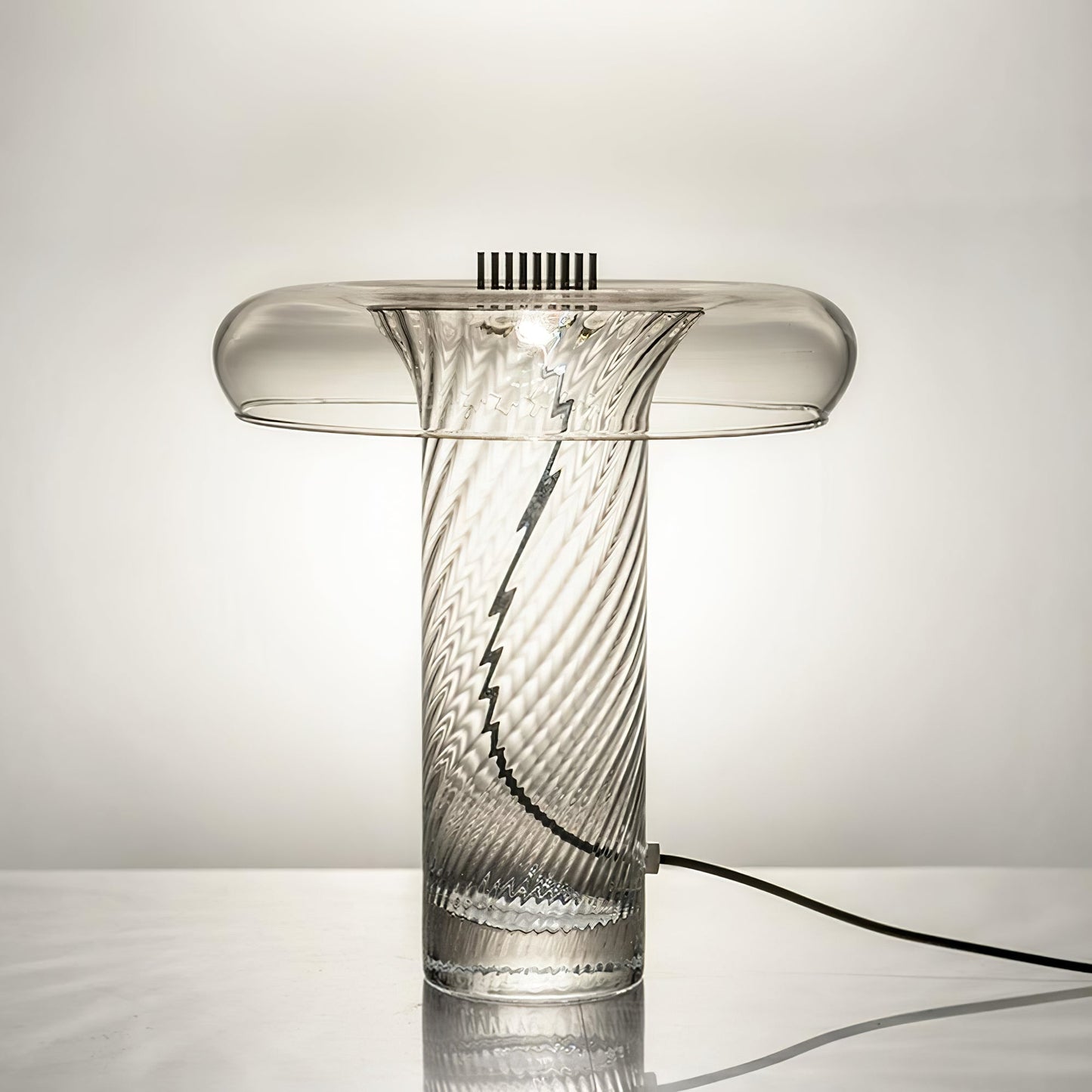 LuxeStars - Table Lamp with Starry Design and Cozy Illumination 6