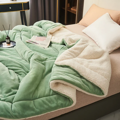 Luxurious Fleece Blanket, Plush and Fluffy, Machine Washable, Cozy Throw for Beds and Living Rooms 5