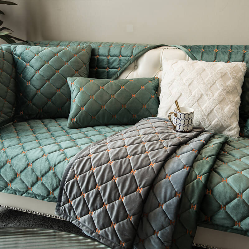 Plush Soft Fleece Sofa Slipcover for Living Room Comfort