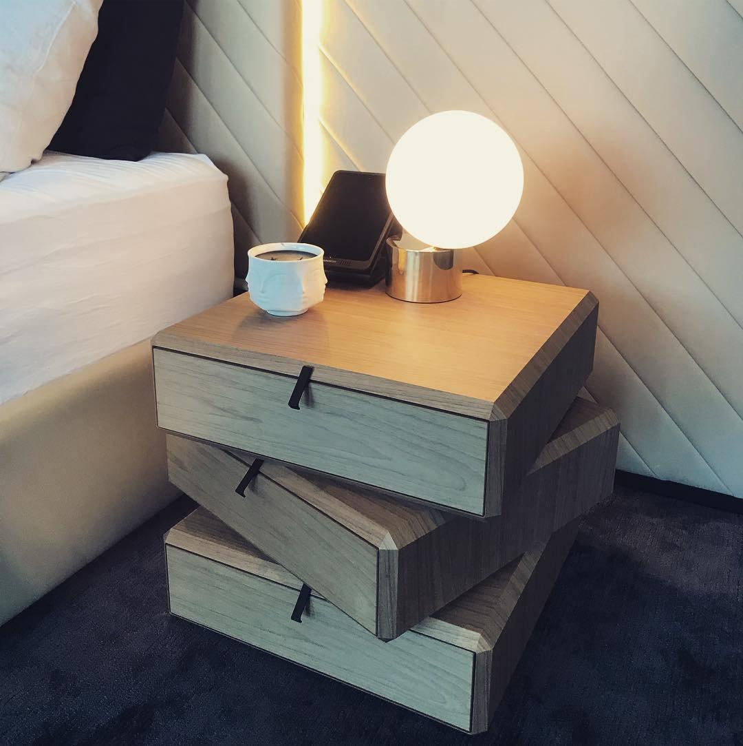 Lynvon Table Lamp 2