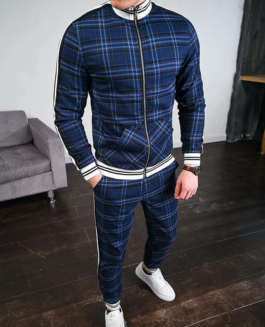 Men's Checkered Tracksuit Co-Ord Set with Striped Cuffs 2