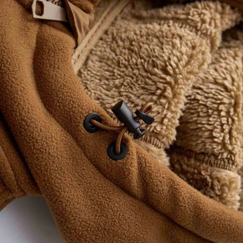 Men's Fleece Winter Jacket with Hood and Zipper Pockets 3