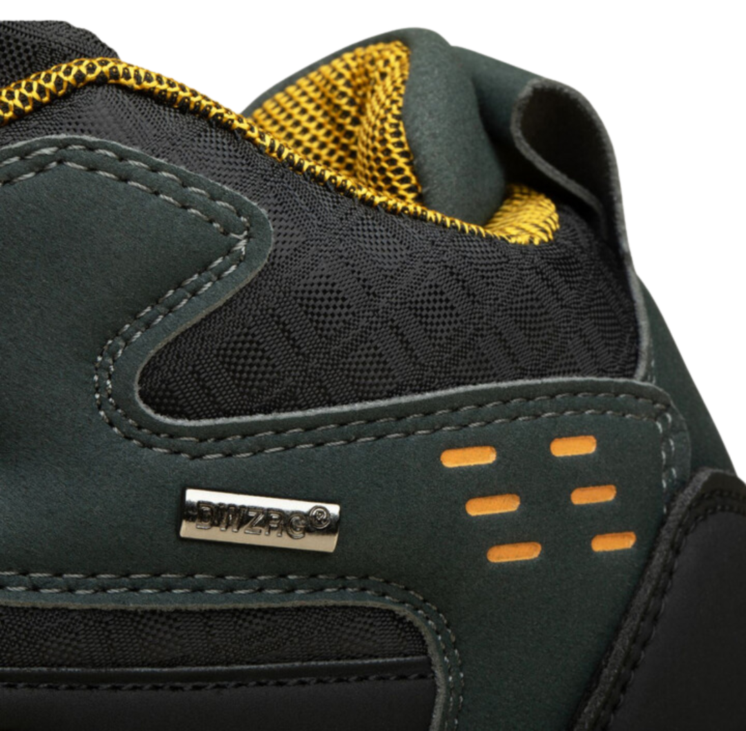 Tough Waterproof Men's Hiking Boots With Good Traction
