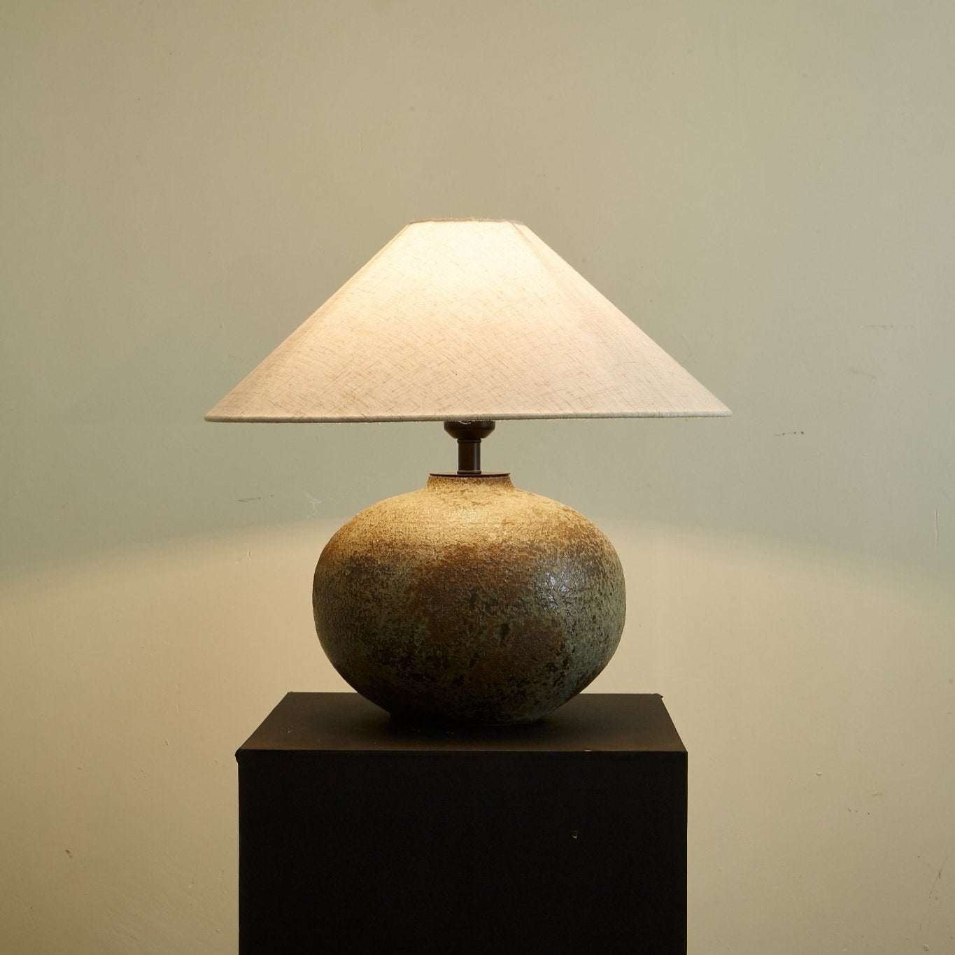 Menecho Table Lamp 4