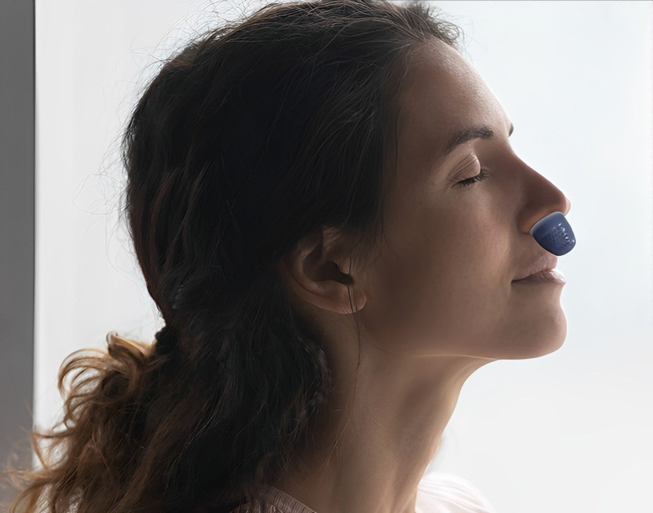Micro CPAP sleep apnea machine for travel and anti-snoring - CPAP alternative 4