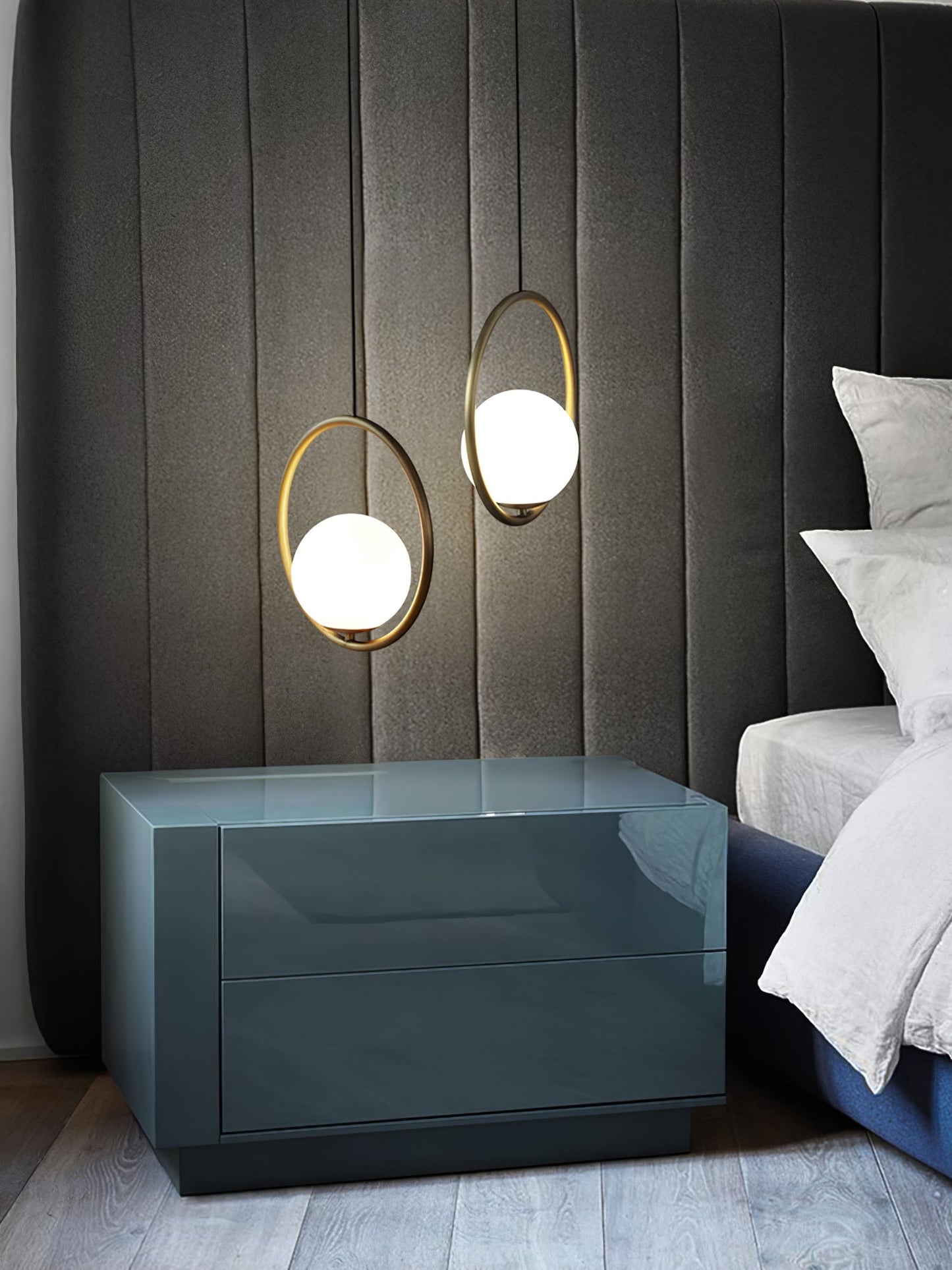 Sleek Contemporary Pendant Light With Simple Style