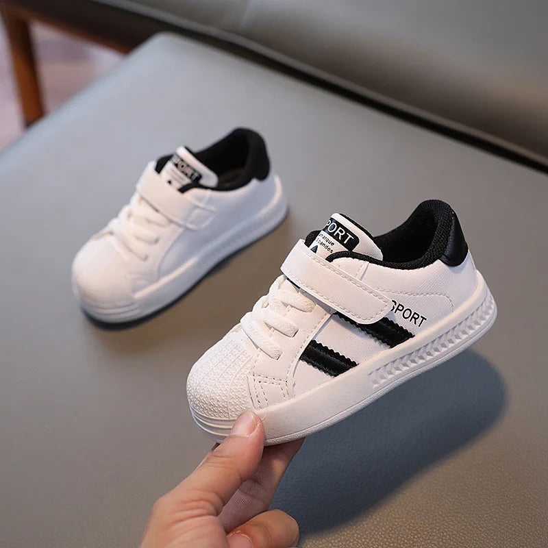Mini Fashion Kids Sneakers - Breathable and Non-Slip for Active Kids, Sizes 16 to 31, Available in Multiple Colors

```html
<h1>Mini Fashion Kids Sneakers</h1>
<p>Breathable and Non-Slip for Active Kids, Sizes 16 to 31, Available in Multiple Colors</p>