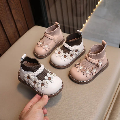 Mini Girls' Shoes with Floral Pattern – Comfy Rubber Sneakers for Kids, Sizes 16 to 26

Handle: mini-girls-shoes-floral-pattern-comfy-rubber-sneakers

Variants: 
- Sizes: 16, 17, 18, 19, 20, 21, 22, 23, 24, 25, 26

Looking for cute and comfy sneakers for your little girl? Check out our Mini Girls' Shoes with Floral Pattern! These rubber sneakers are perfect for playtime, providing comfort and style in sizes 16 to 26. Grab a pair and let your kid step out in style!