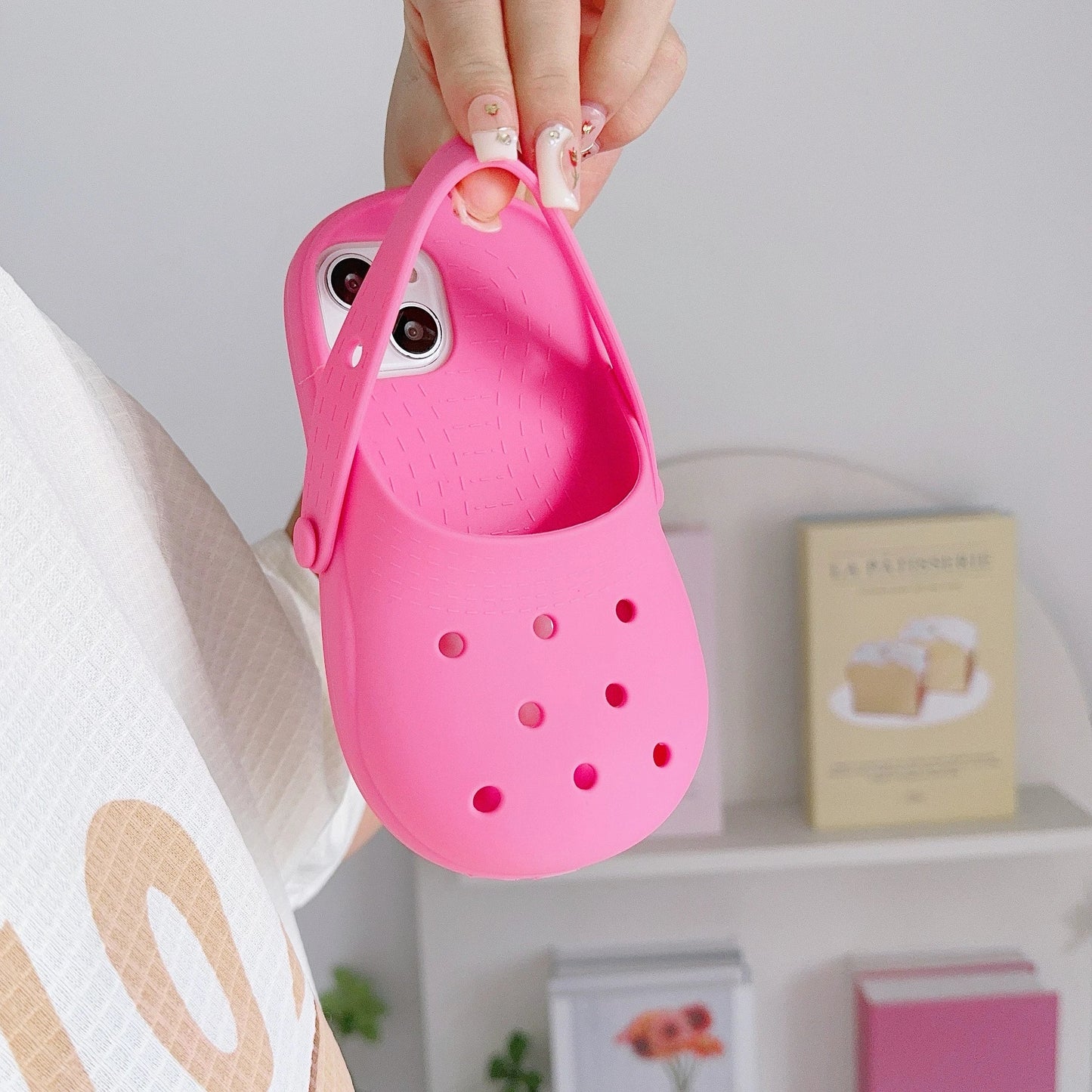 Mini Slippers | Shockproof iPhone Case with Unique Design – Durable Silicone Protection for Fun Style 3