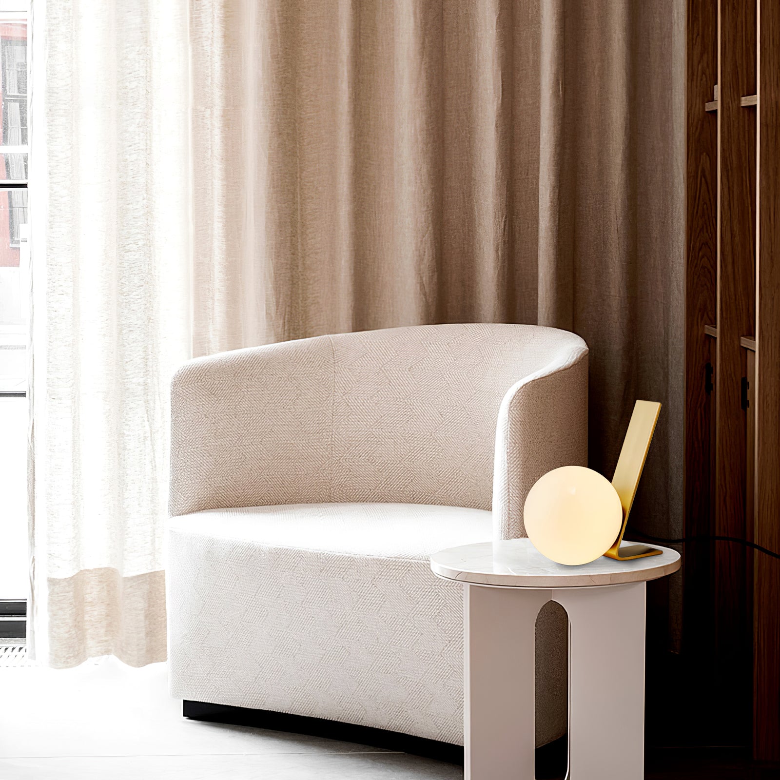 MinimalDaphne - Elegant Lamp with Cozy Glow and Refined Simplicity 4