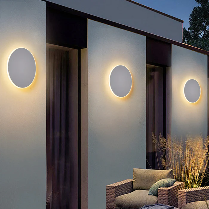 Simple Circular Outside LED Lamp
