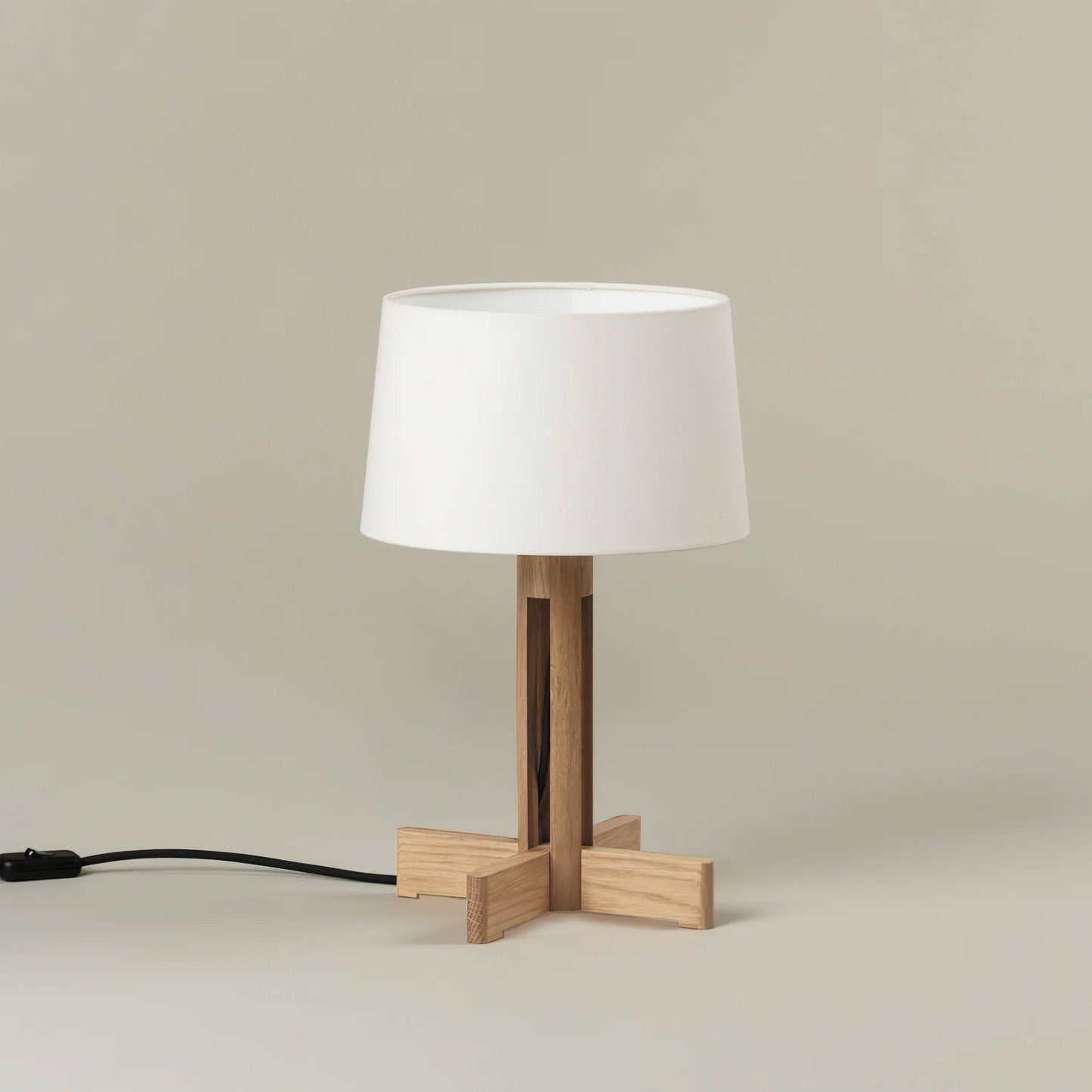 ModGlow - Modern Table Lamp with Soft, Warm Lighting 4