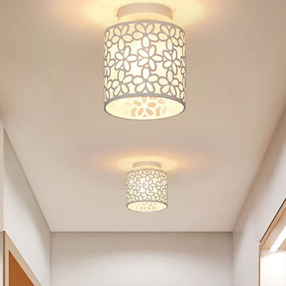 Beautiful Flower Pendant Lamp