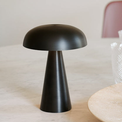 Simple Metal Desk Table Lamp