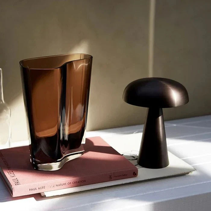 Moshi Table Lamp 7