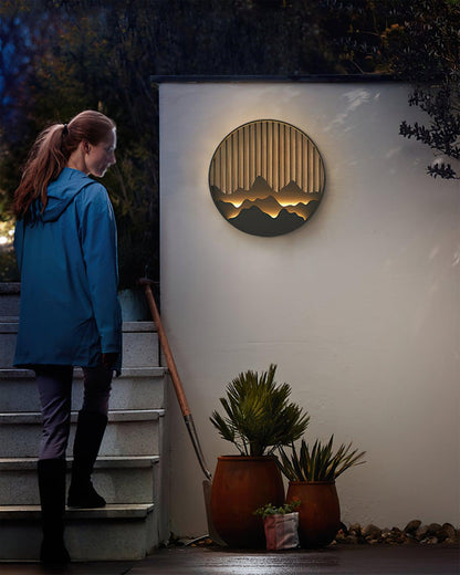 Rustic Outdoor Wall Light With Nature Inspired Design