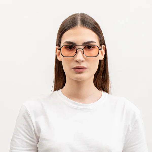 Trendy Men's Shades With UV Protection For Daily Wear